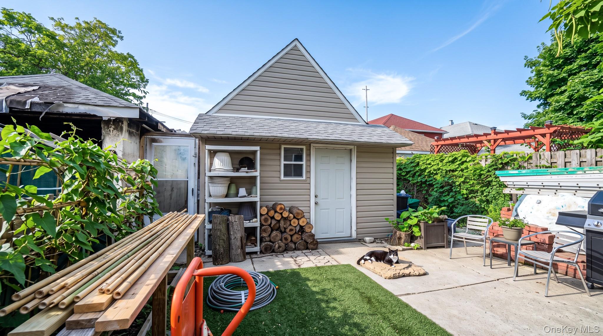 22nd image of 6932 Gouverneur Ave, New York, NY 11692 | MLS# 1036683