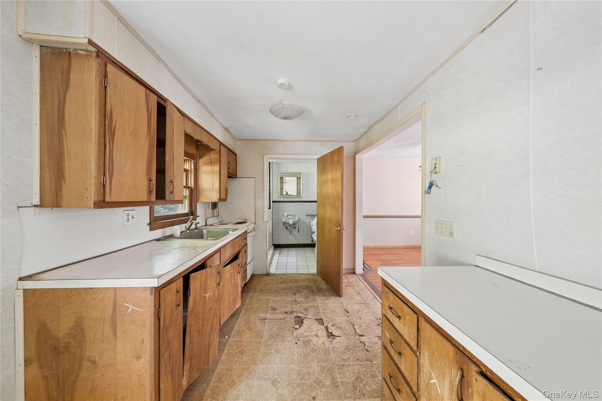 4th image of 17 Waterbury Hill Rd, La Grange, NY 12540 | MLS# 1036700
