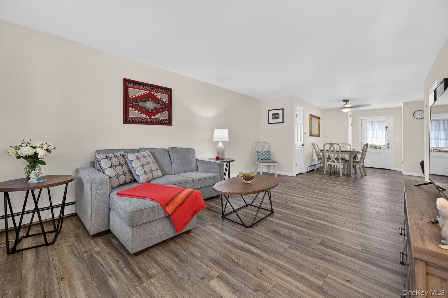 2nd image of 2 Anchorage #5A, Oyster Bay, NY 11771 | MLS# 1036702