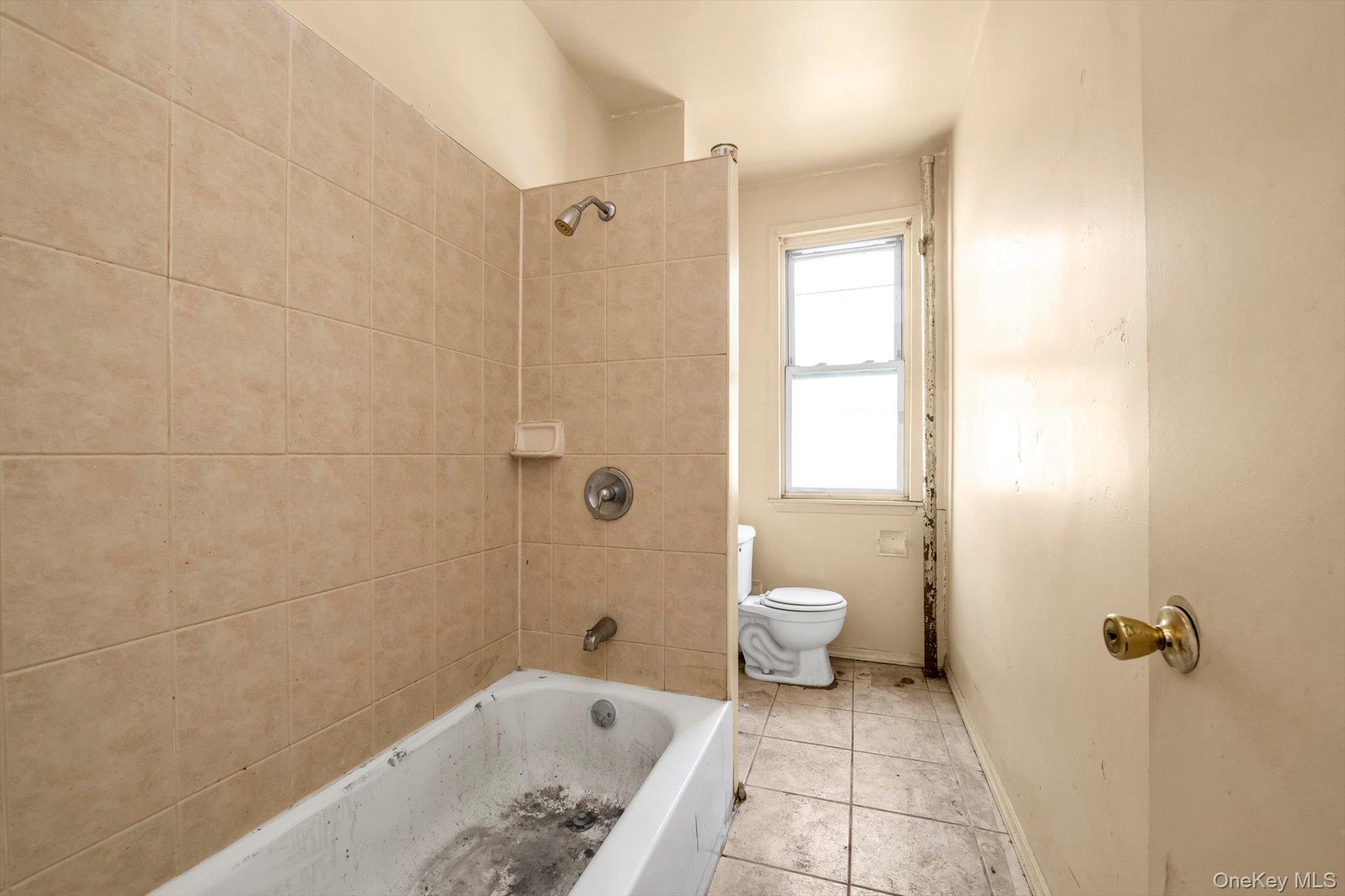 4th image of 1129 E Tremont Ave, New York, NY 10460 | MLS# 1036719