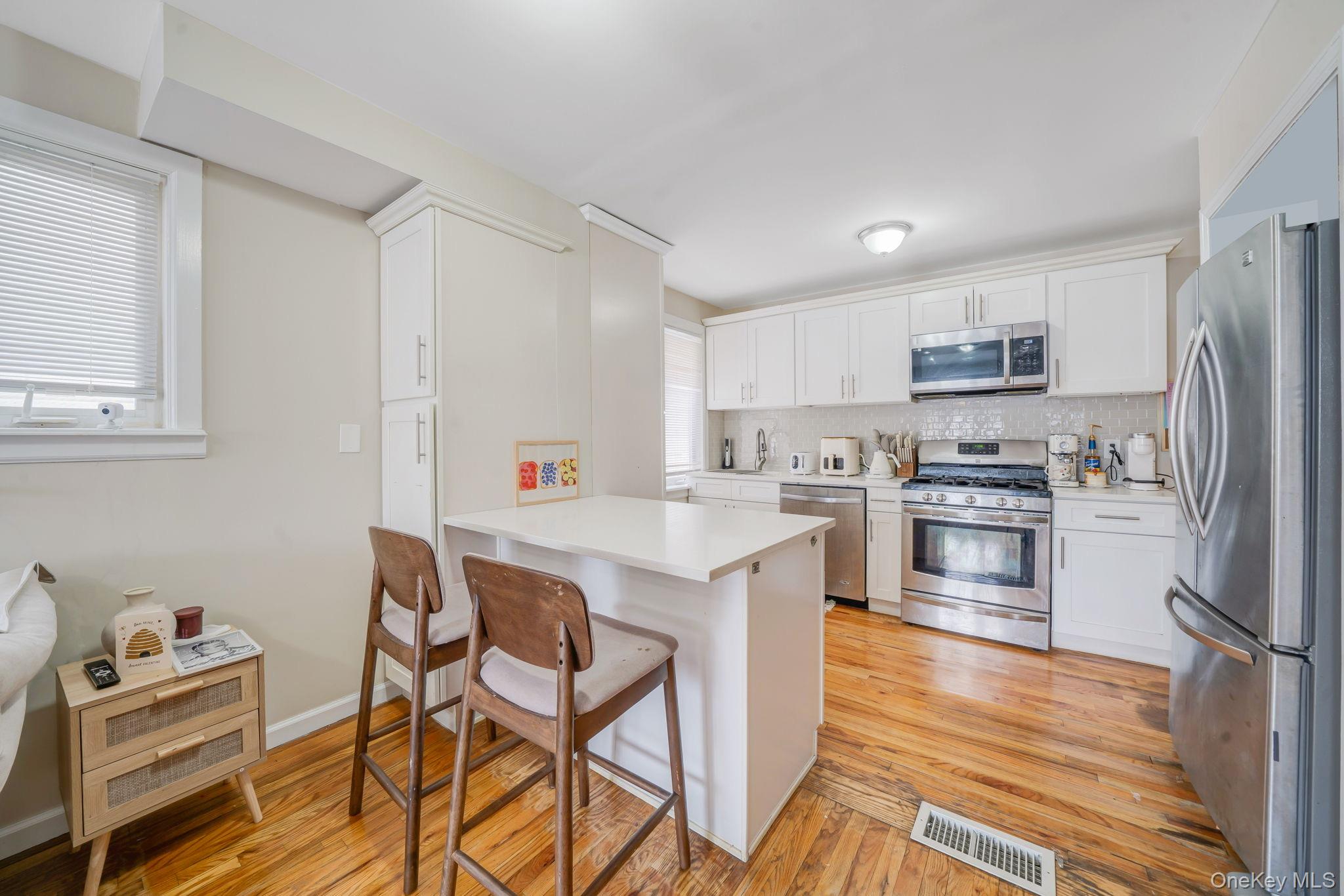 5th image of 2858 Sampson Ave, New York, NY 10465 | MLS# 1036723