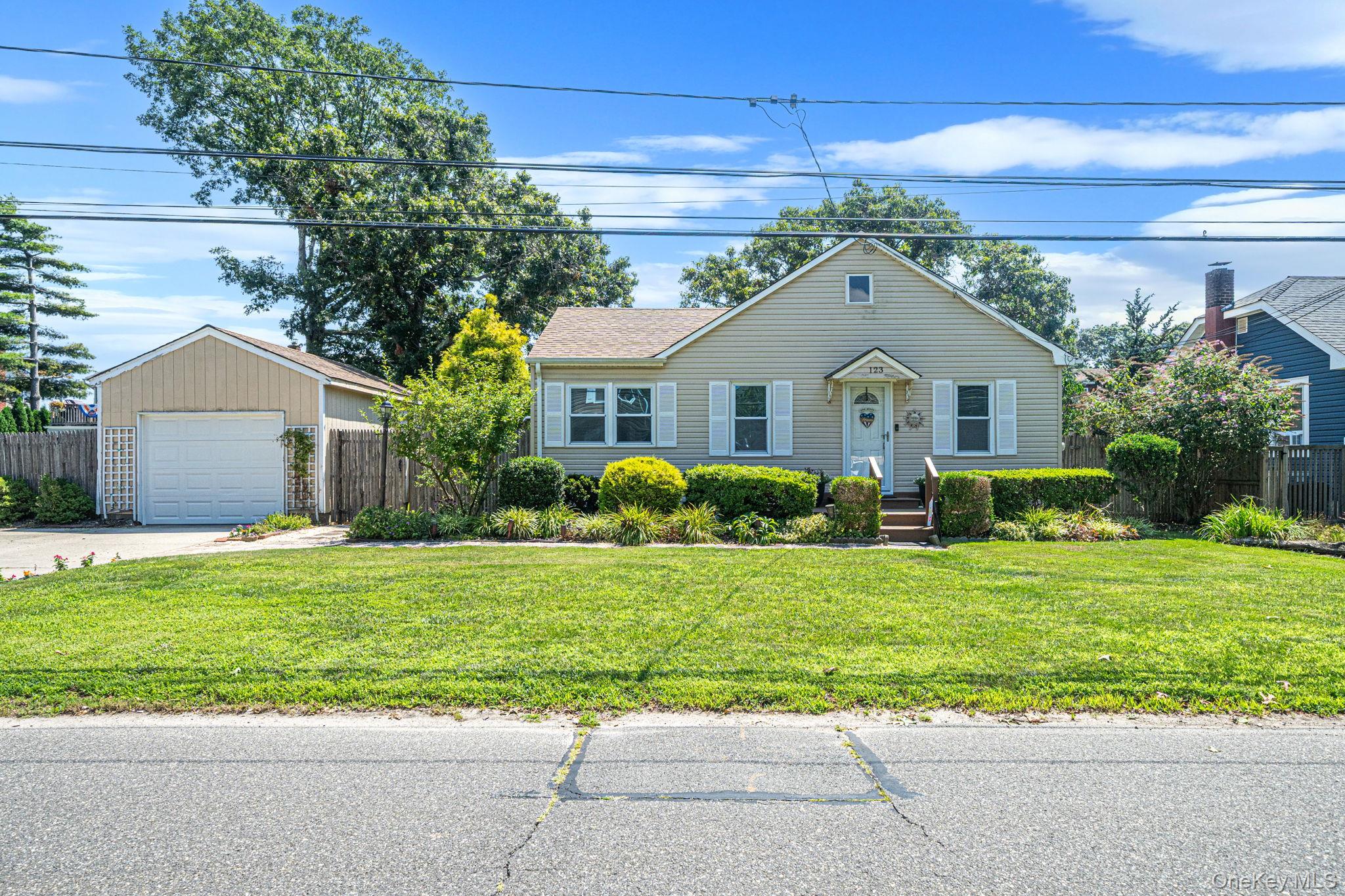 1st image of 123 Clinton Ave, Brookhaven, NY 11772 | MLS# 1036740