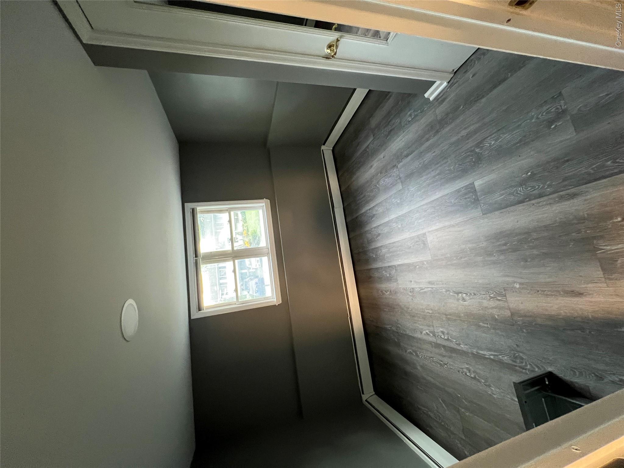 13th image of 1 Morris Dr, Hyde Park, NY 12538 | MLS# 1036742