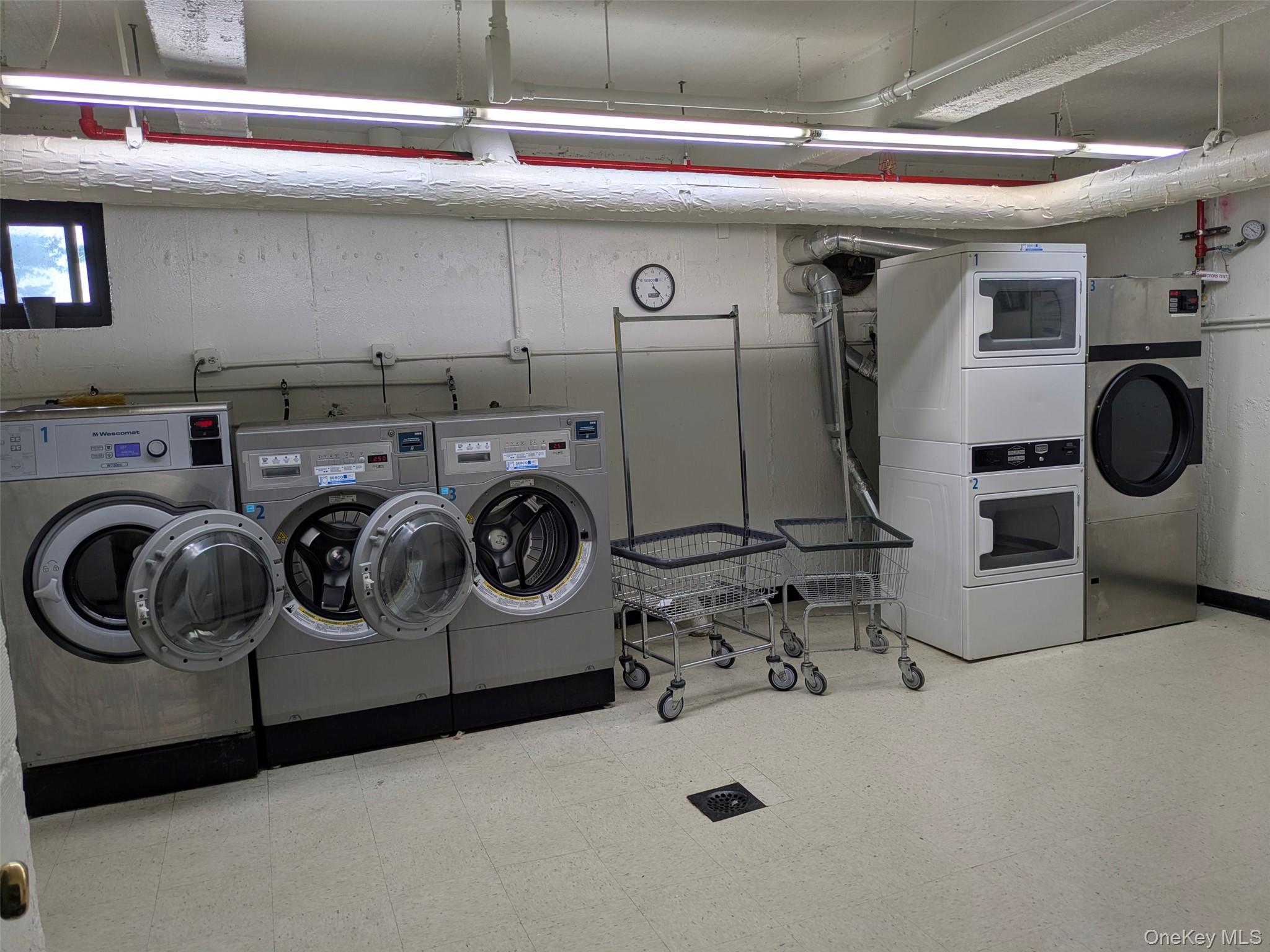 2nd image of 213-05 75Th Ave, New York, NY 11364