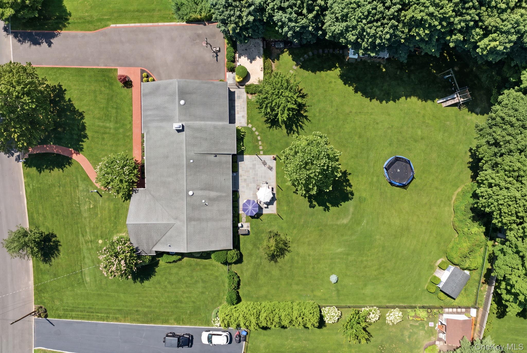4th image of 23 Renwick Ave, Huntington, NY 11743 | MLS# 1036771