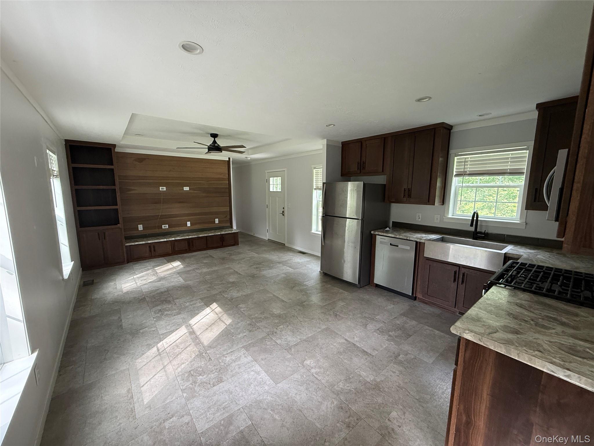 5th image of 127 Woodcrest Dr, Plattekill, NY 12548 | MLS# 1036797