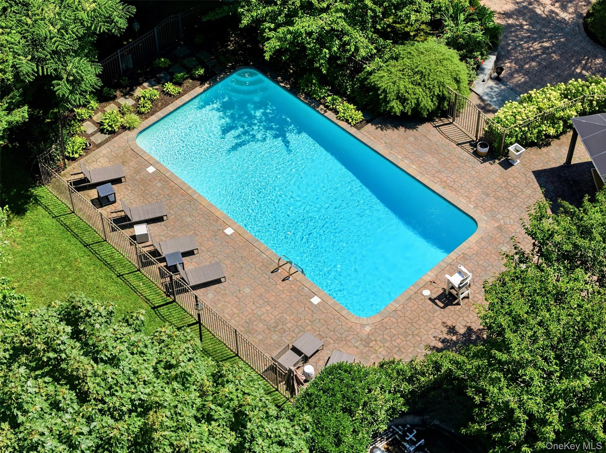 49th image of 7 Private Rd, Huntington, NY 11743 | MLS# 1036800