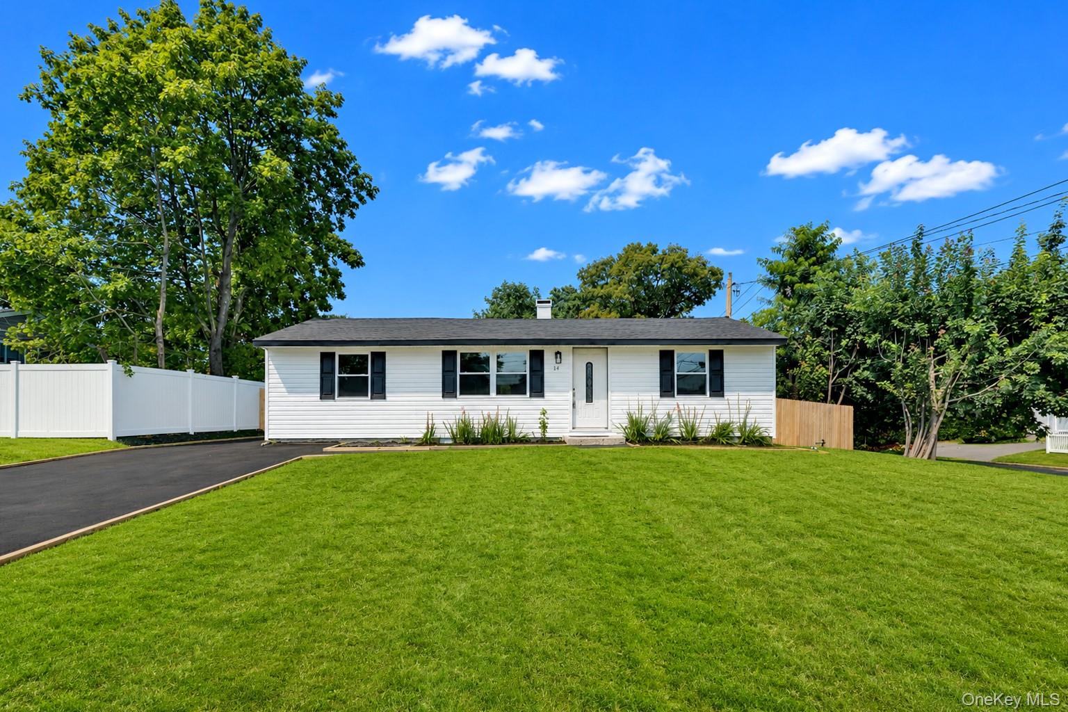 1st image of 14 Marie Ln, Islip, NY 11722 | MLS# 1036809