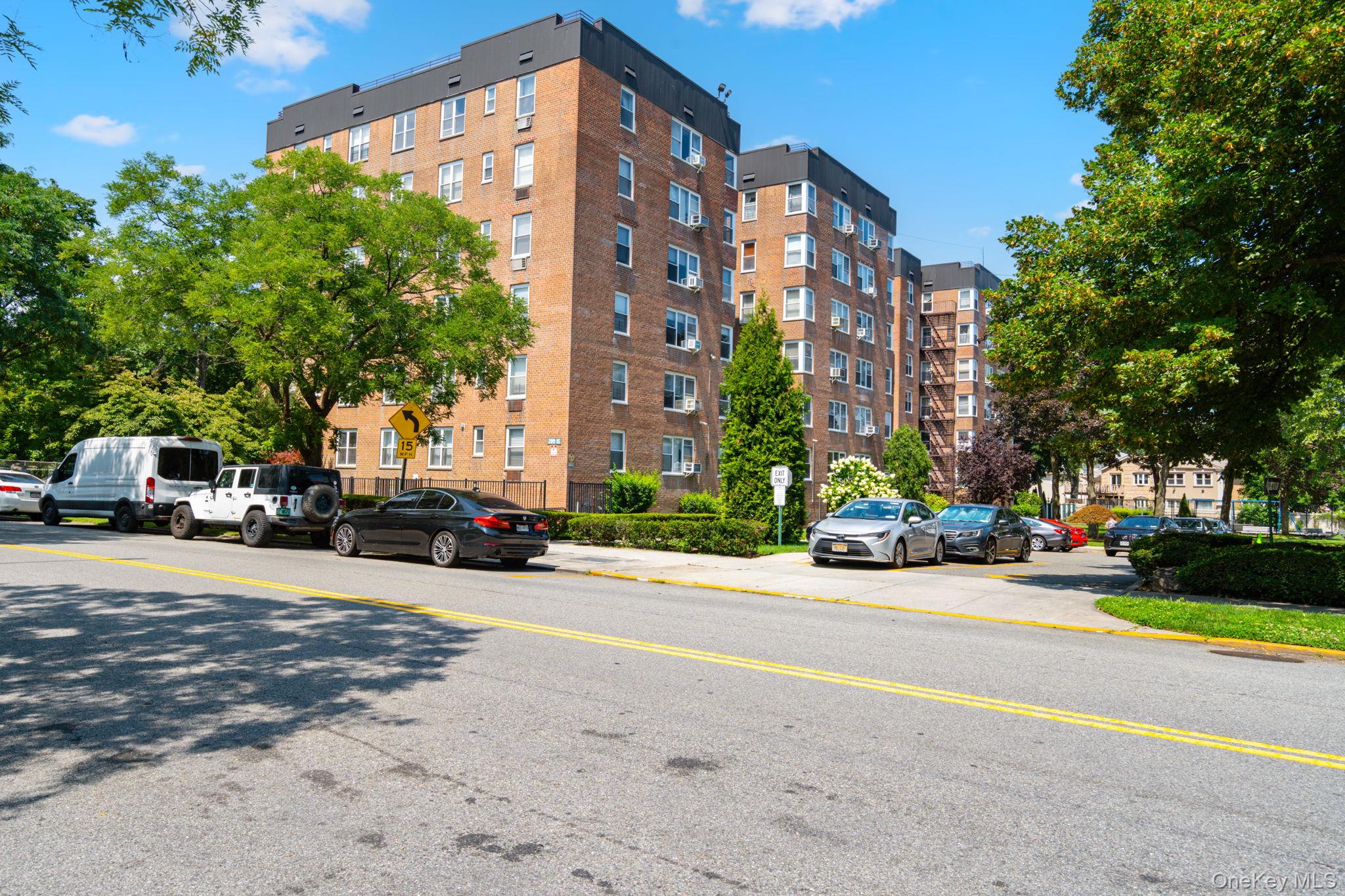 4th image of 209-15 18Th Ave, New York, NY 11360