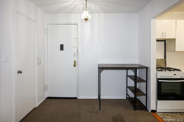 4th image of 120 Horton Hwy #c2, North Hempstead, NY 11501 | MLS# 1036854