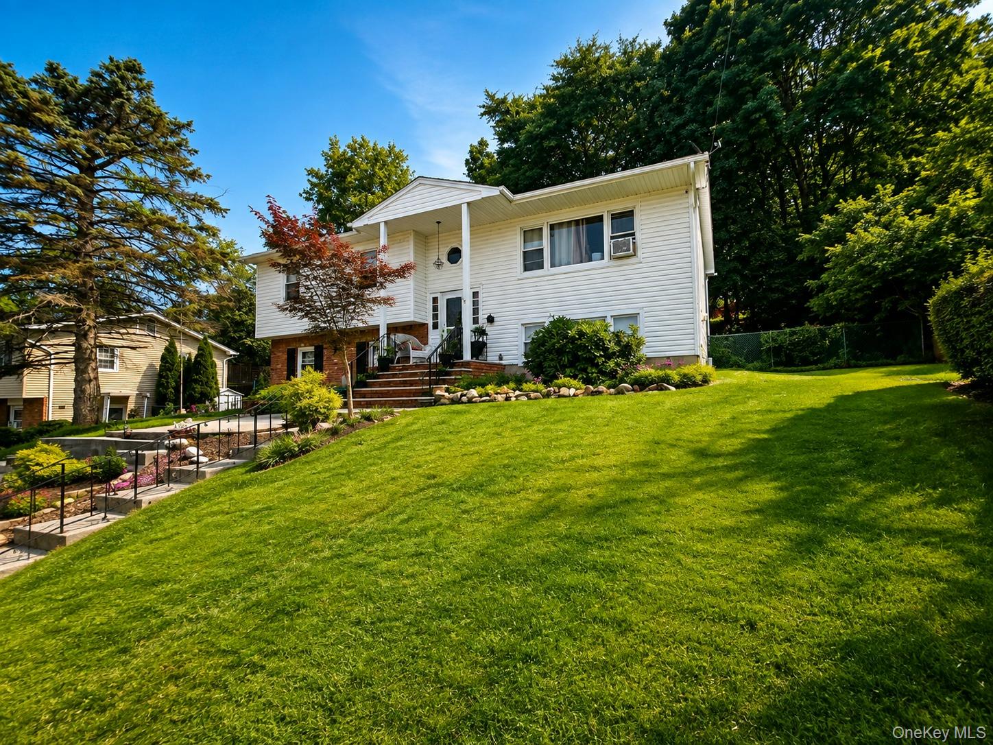 26th image of 14 Rock Dr, Clarkstown, NY 10989 | MLS# 1036868
