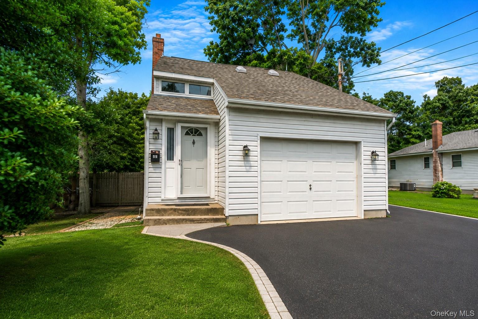 1st image of 35 E 6th St, Brookhaven, NY 11772 | MLS# 1036873