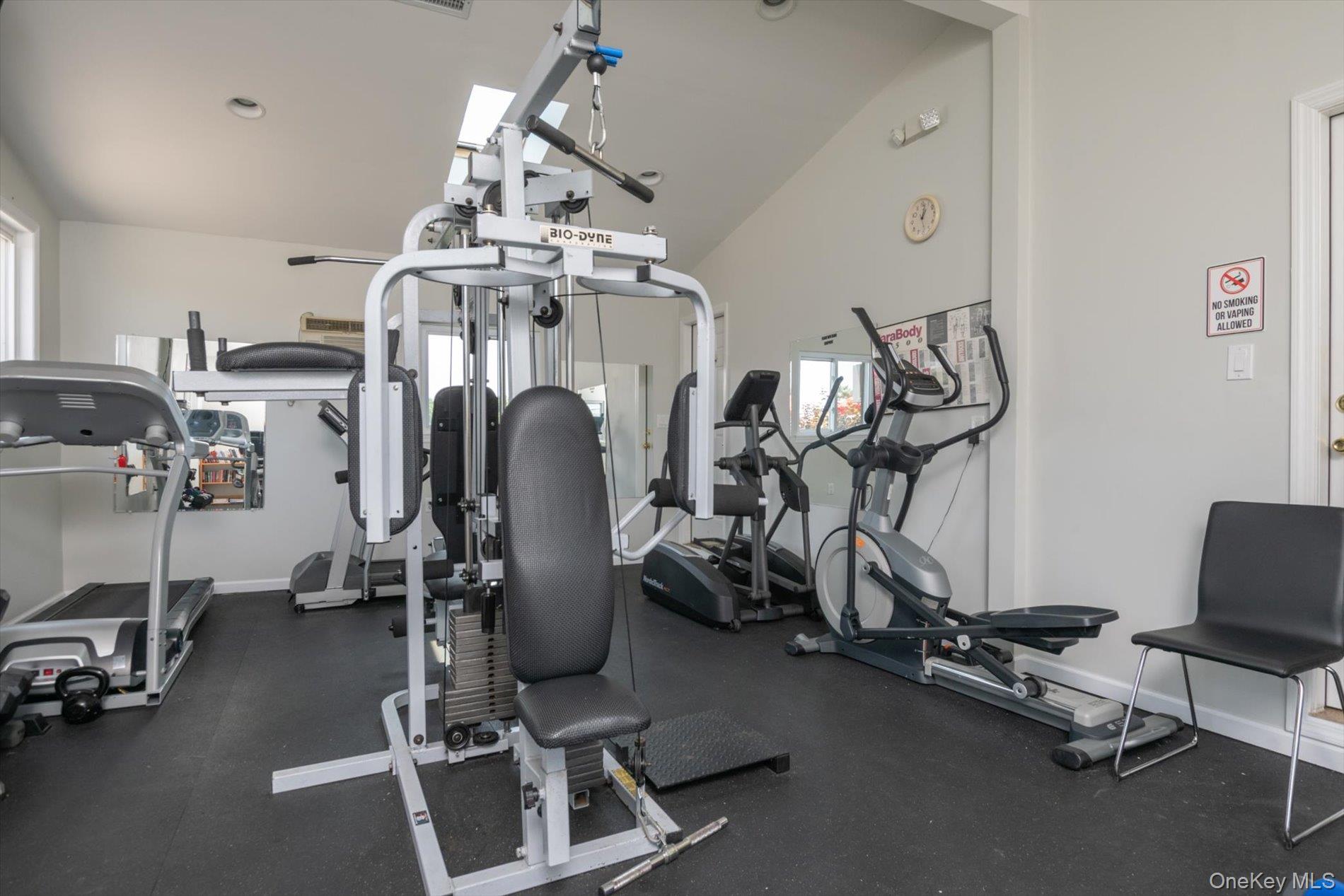 31st image of 1 Anchorage Wy #1103, Hempstead, NY 11520 | MLS# 1036879