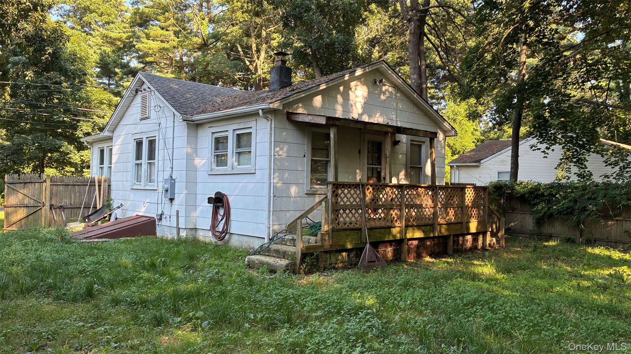 14th image of 80 Magnolia Dr, Brookhaven, NY 11951 | MLS# 1036907