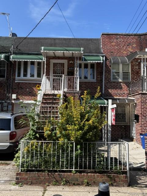 2nd image of 960 E 101st St, New York, NY 11236 | MLS# 1036913