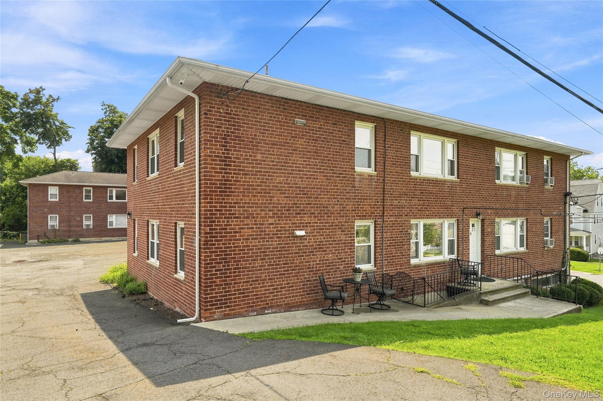 4th image of 184 Purchase St, Rye, NY 10580