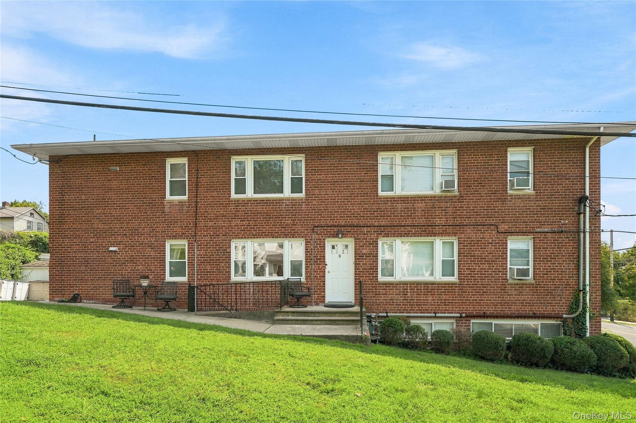 3rd image of 184 Purchase St, Rye, NY 10580