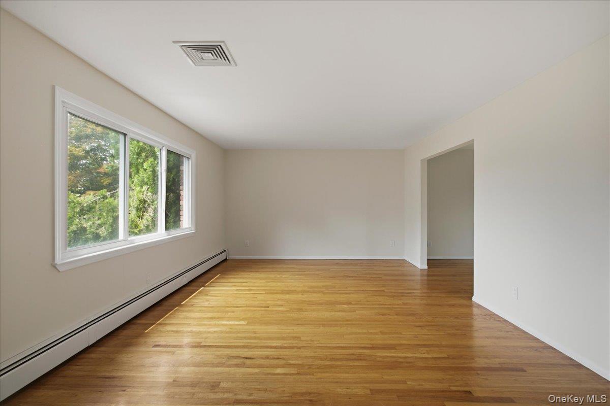4th image of 107 Lakeview Ave, Eastchester, NY 10583 | MLS# 1036930