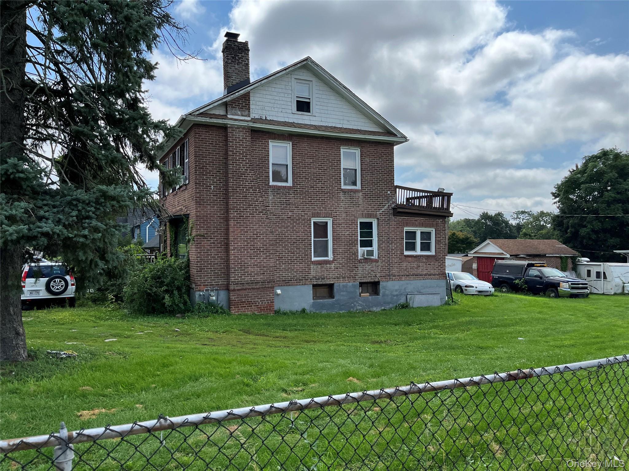 3rd image of 463 South St, Newburgh (city), NY 12550 | MLS# 1036940