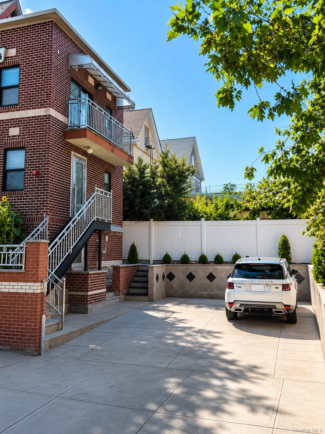 23rd image of 125 19 14th Ave, New York, NY 11356 | MLS# 1036979