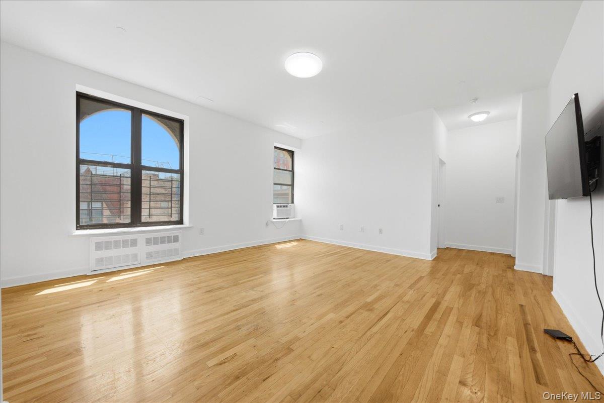 5th image of 51 W 106Th St, New York, NY 10025