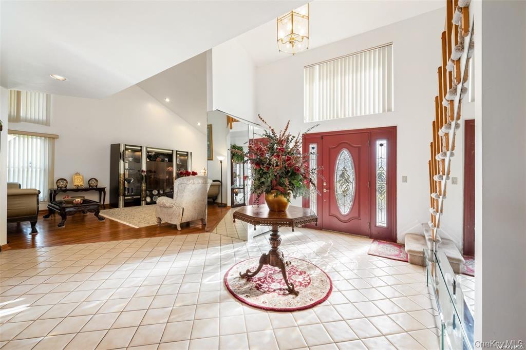 3rd image of 4 Jester Ct, Huntington, NY 11746 | MLS# 1037053