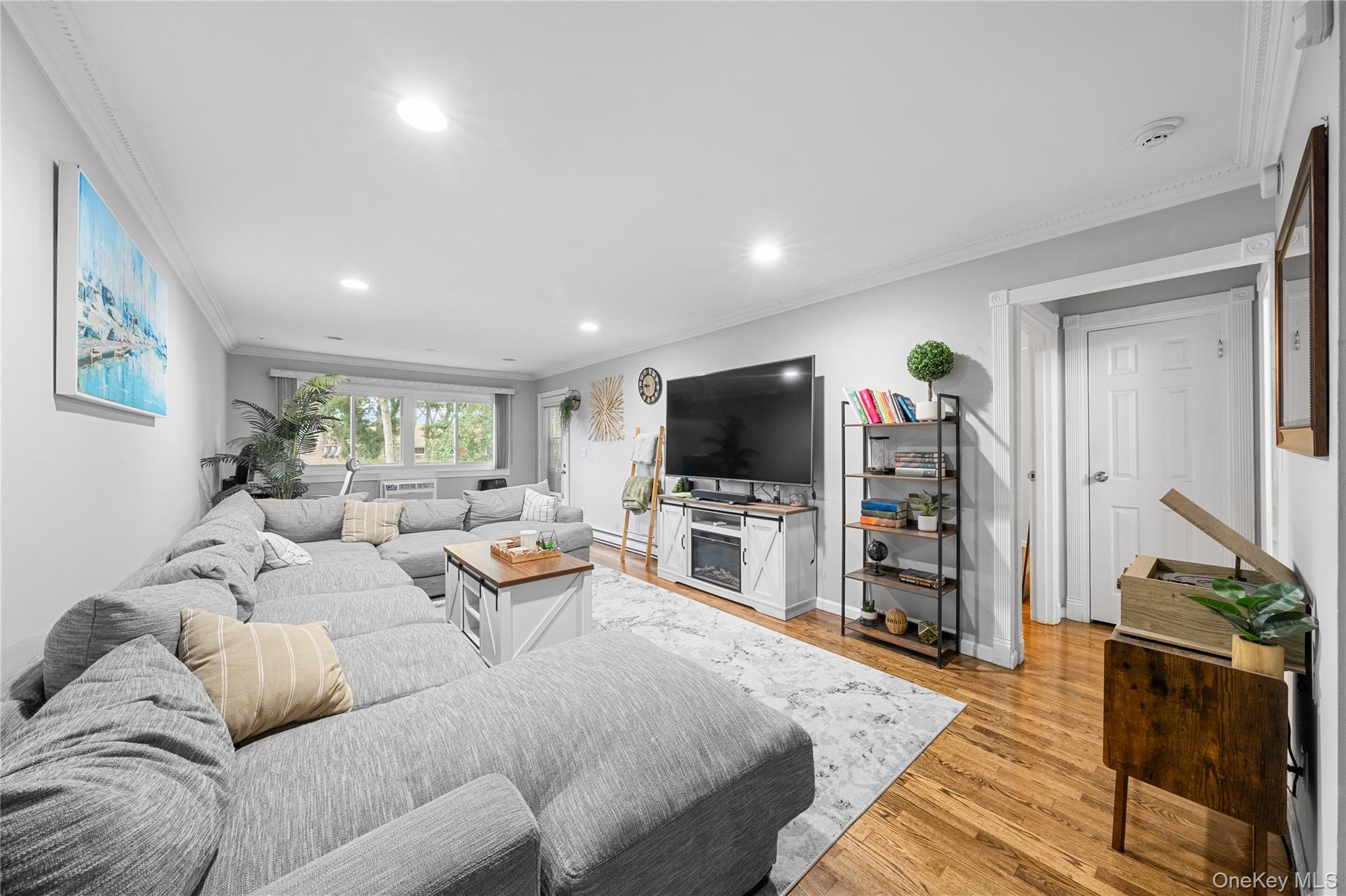 4th image of 40 W 4Th St #60, Brookhaven, NY 11772 | MLS# 1037064