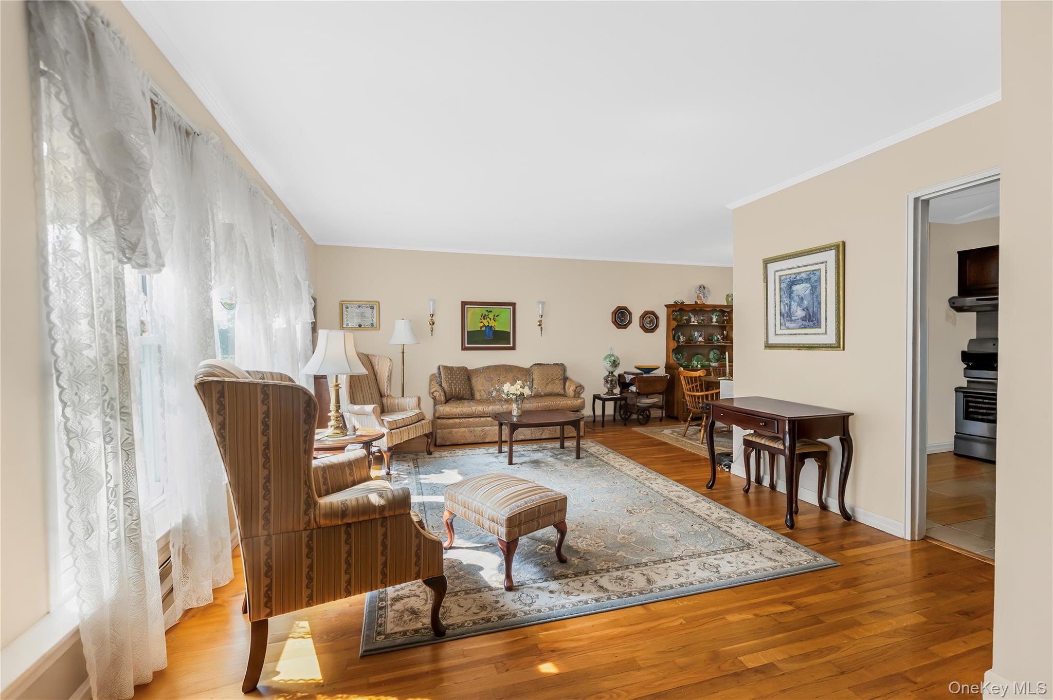 5th image of 33 Dexter Rd, Yonkers, NY 10710 | MLS# 1037079