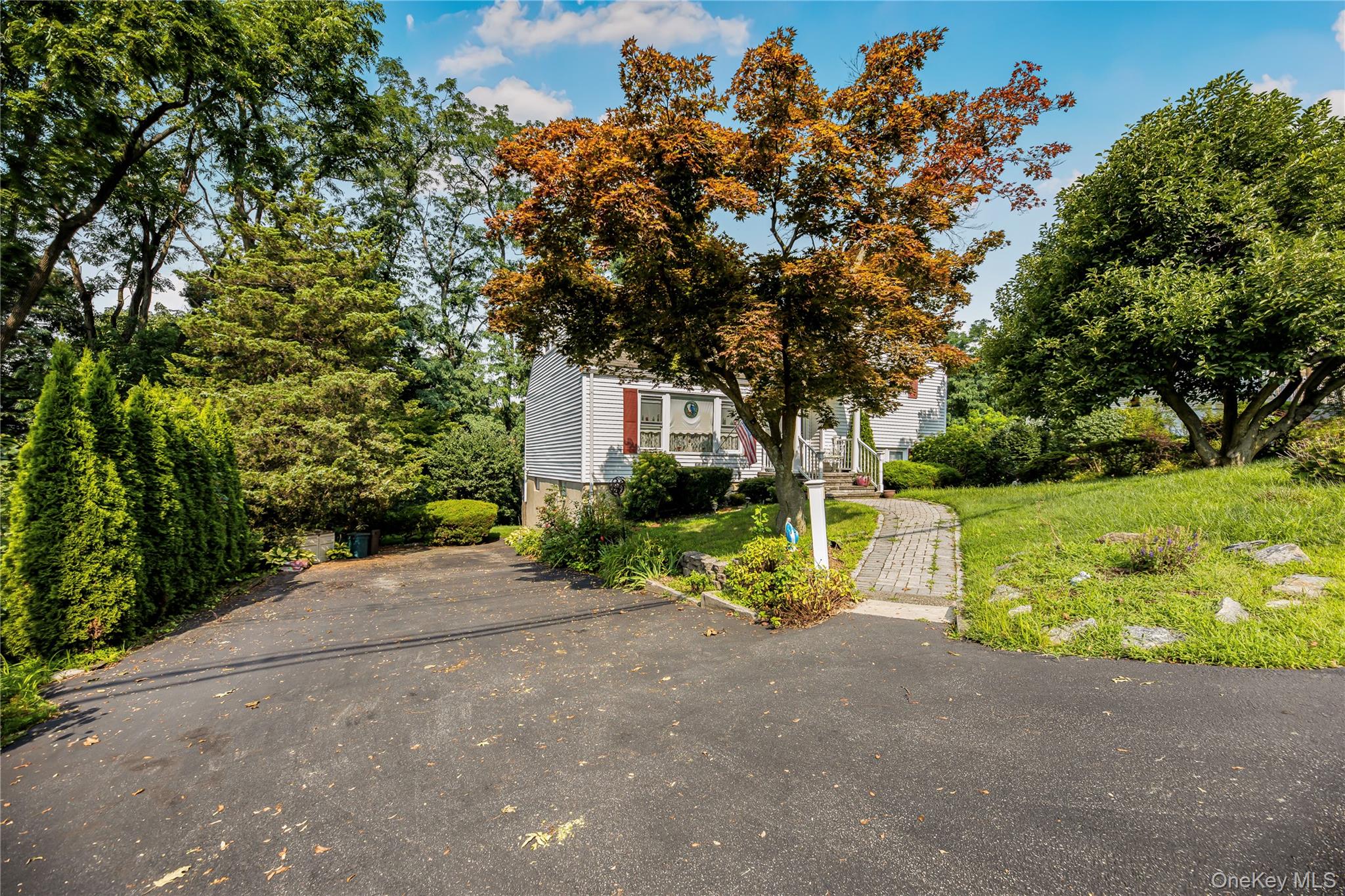 4th image of 33 Dexter Rd, Yonkers, NY 10710 | MLS# 1037079