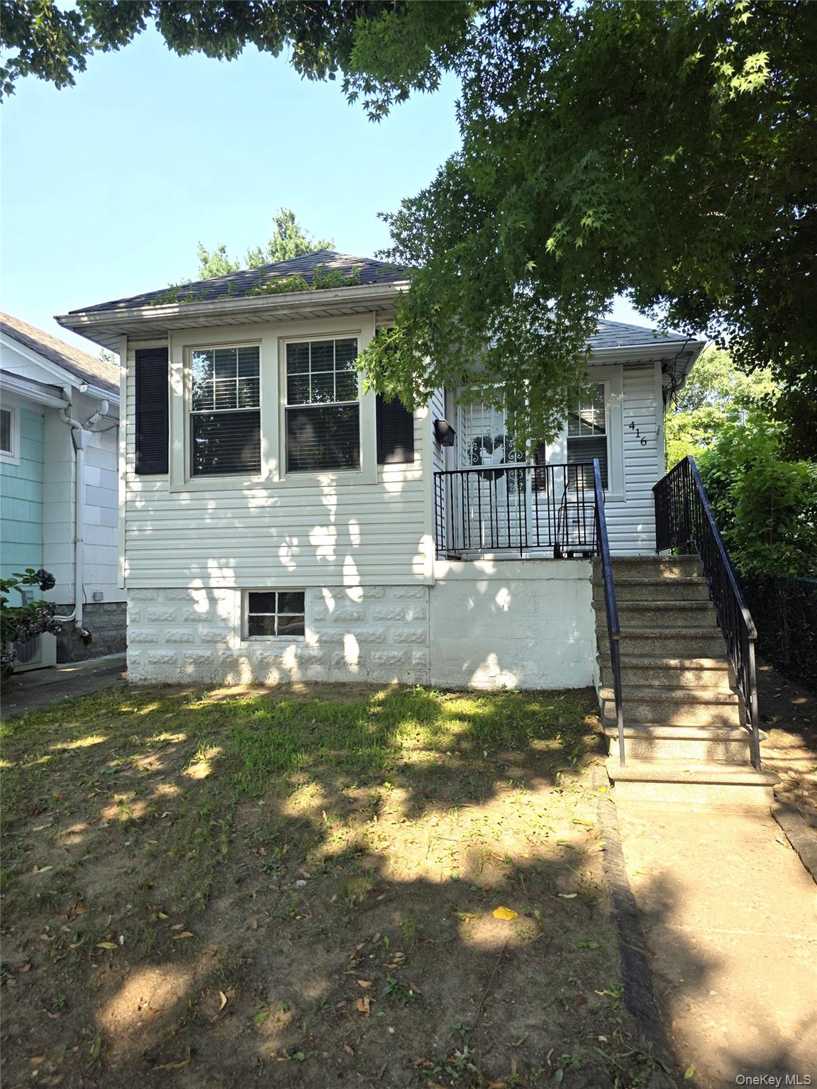 2nd image of 416 Minnieford Ave, New York, NY 10464 | MLS# 1037128