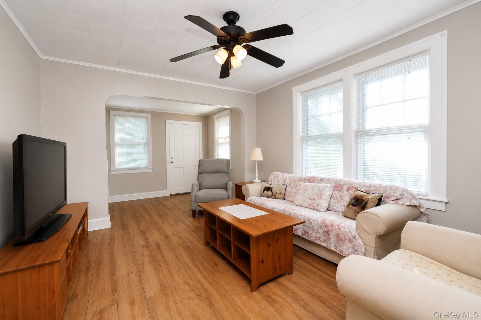 5th image of 11 Osborn Ave, New York, NY 10308 | MLS# 1037144