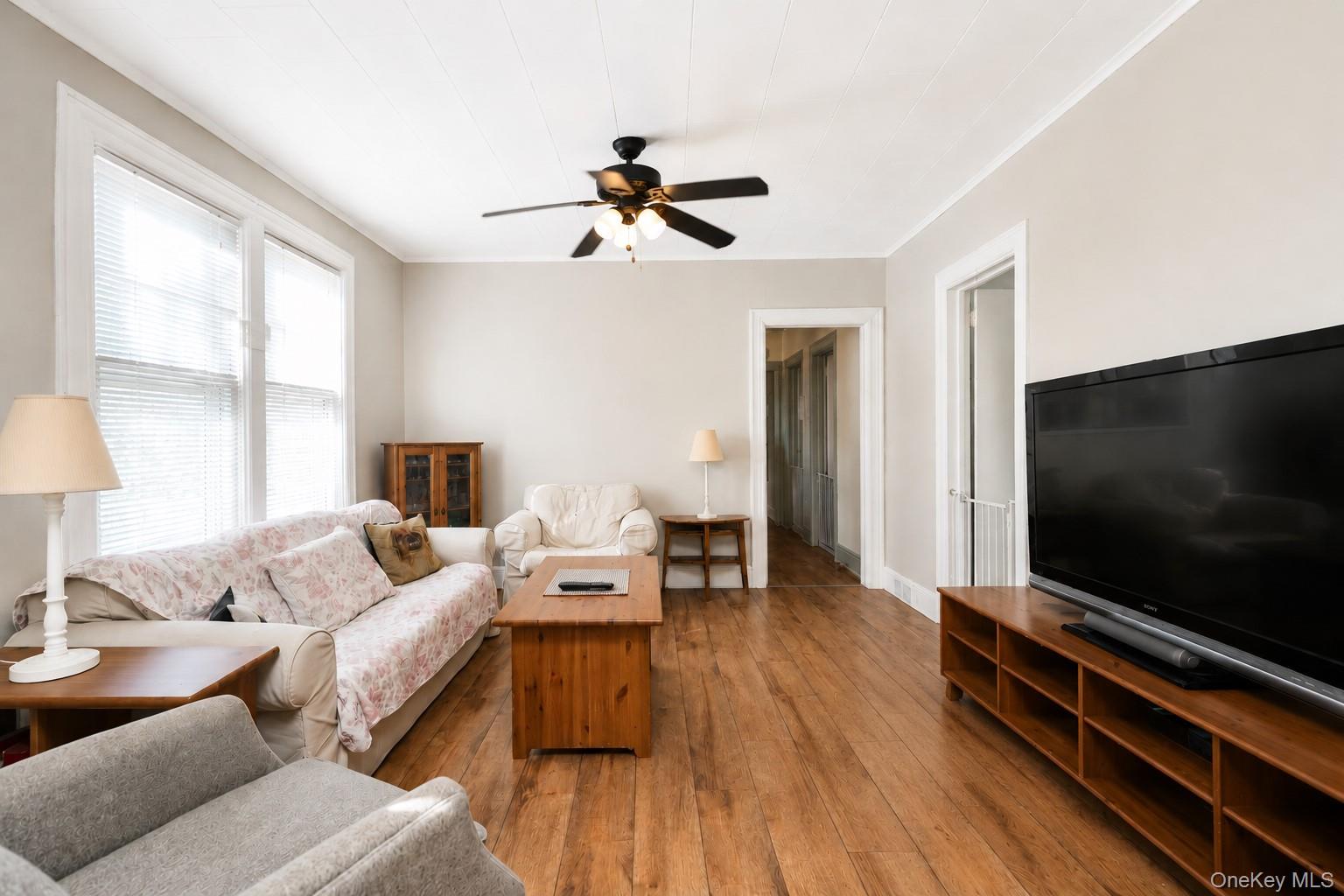 4th image of 11 Osborn Ave, New York, NY 10308 | MLS# 1037144