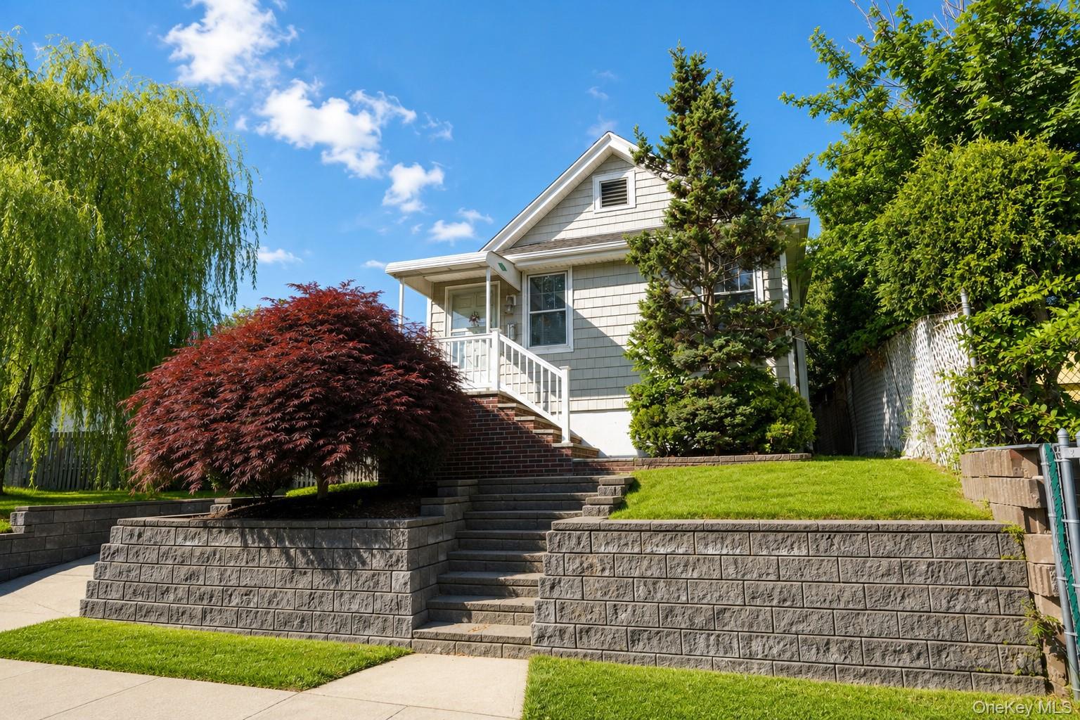 34th image of 11 Osborn Ave, New York, NY 10308 | MLS# 1037144