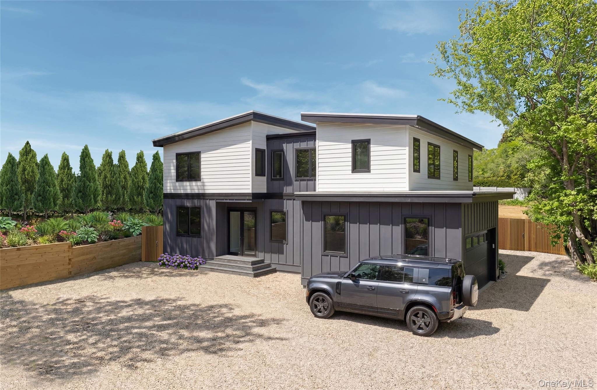 2nd image of 25 S Duncan Dr, East Hampton, NY 11954 | MLS# 1037158