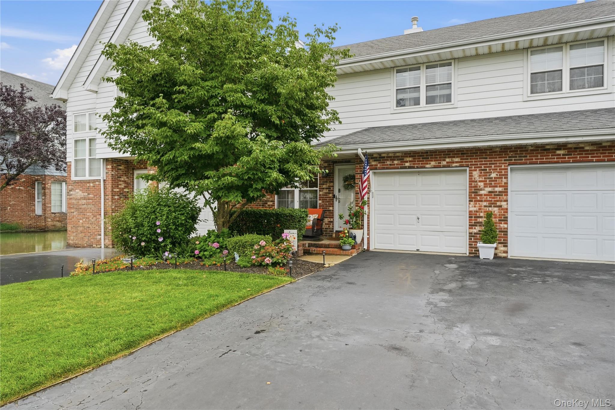 2nd image of 21 Broadlawn Dr, Islip, NY 11722 | MLS# 1037168