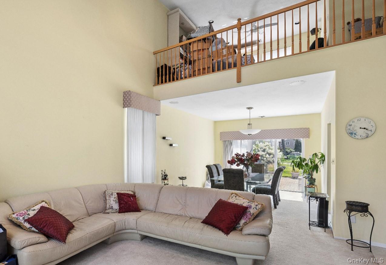 3rd image of 160 Windwatch Dr, Islip, NY 11788 | MLS# 1037202