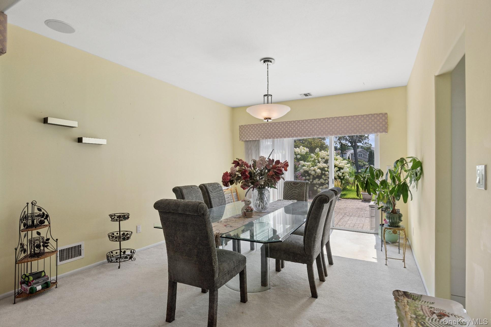5th image of 160 Windwatch Dr, Islip, NY 11788 | MLS# 1037202