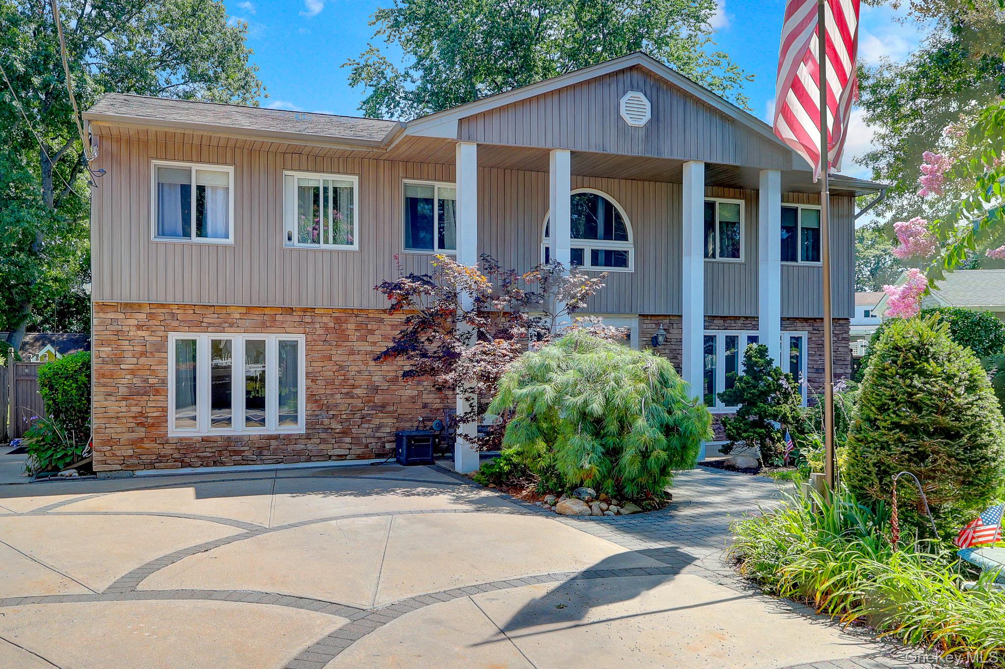 4th image of 15 Denise Ln, Islip, NY 11788 | MLS# 1037267