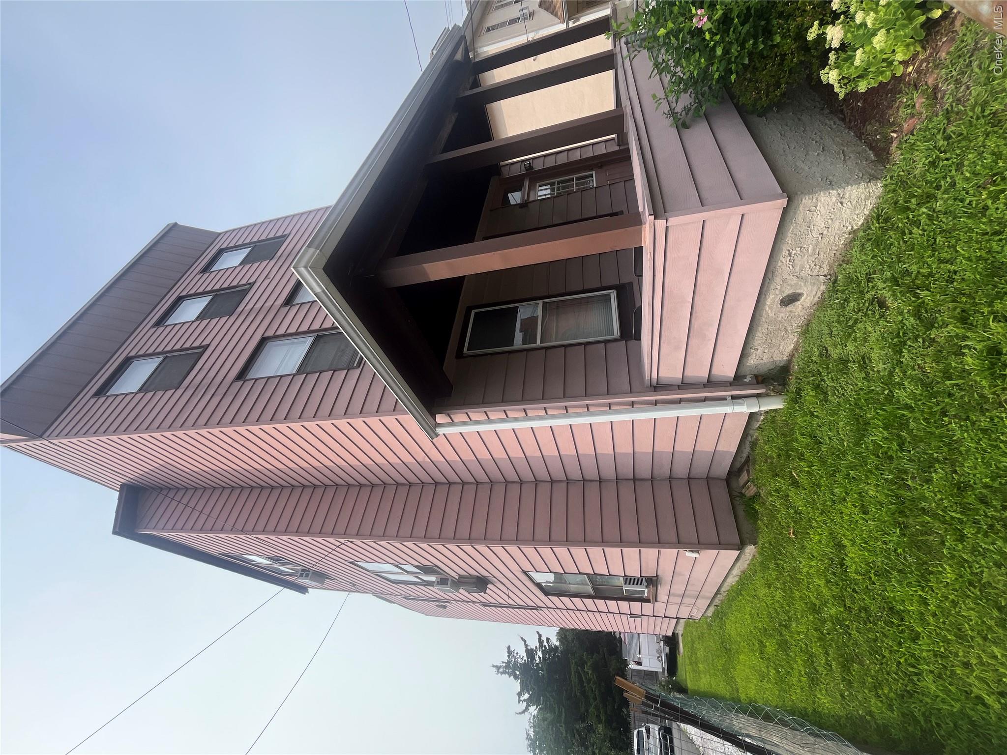 4th image of 63 Crescent Pl, Yonkers, NY 10704 | MLS# 1037271
