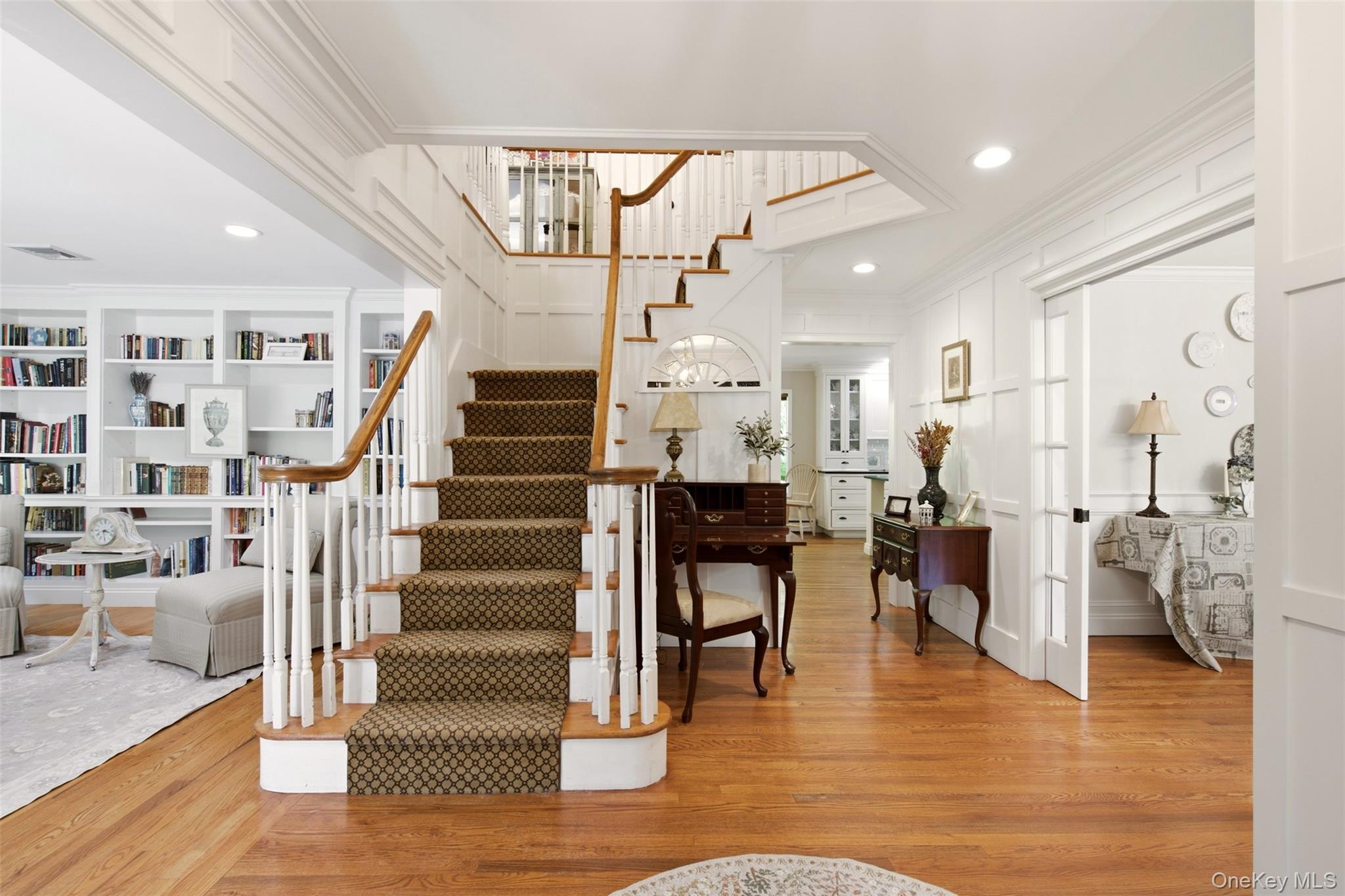 5th image of 4 Jefferson Landing Cir, Brookhaven, NY 11777 | MLS# 1037311