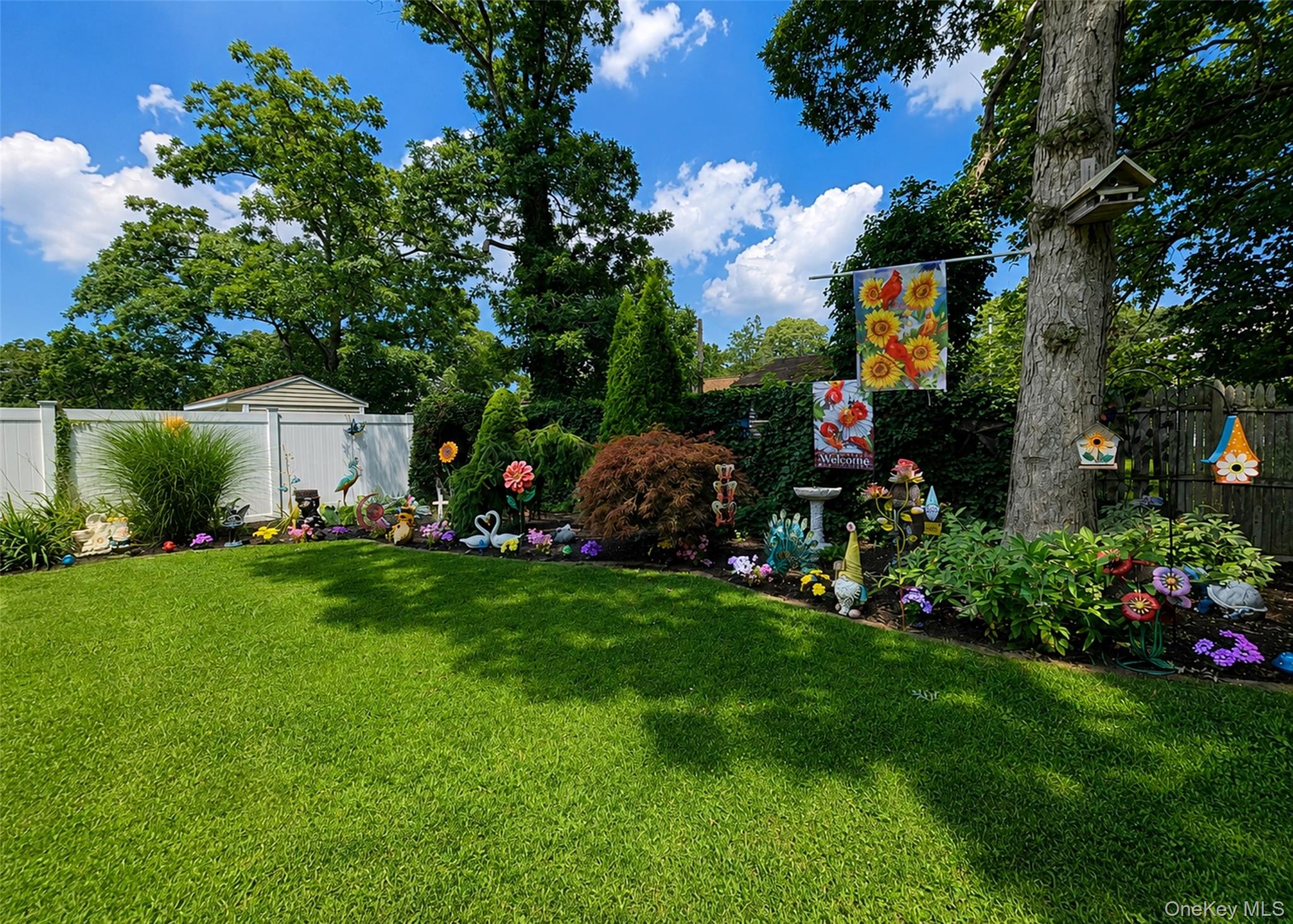 27th image of 5 Avenue B, Brookhaven, NY 11741 | MLS# 1037343