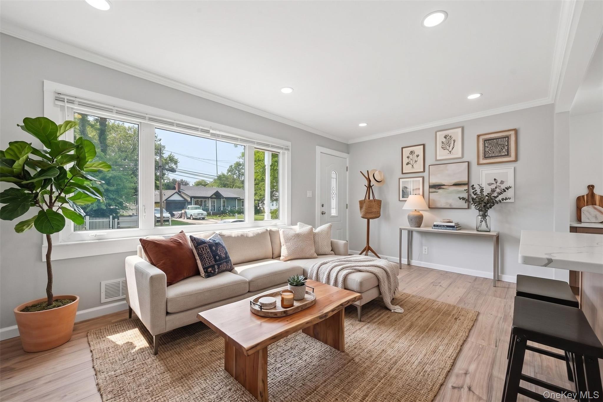 2nd image of 21 Independence Ave, Babylon, NY 11702 | MLS# 1037366