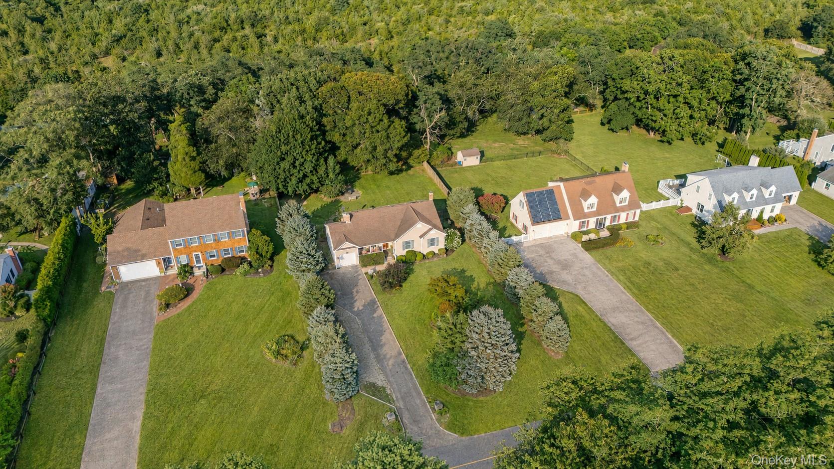 2nd image of 2200 Aldrich Ln, Southold, NY 11948 | MLS# 1037377