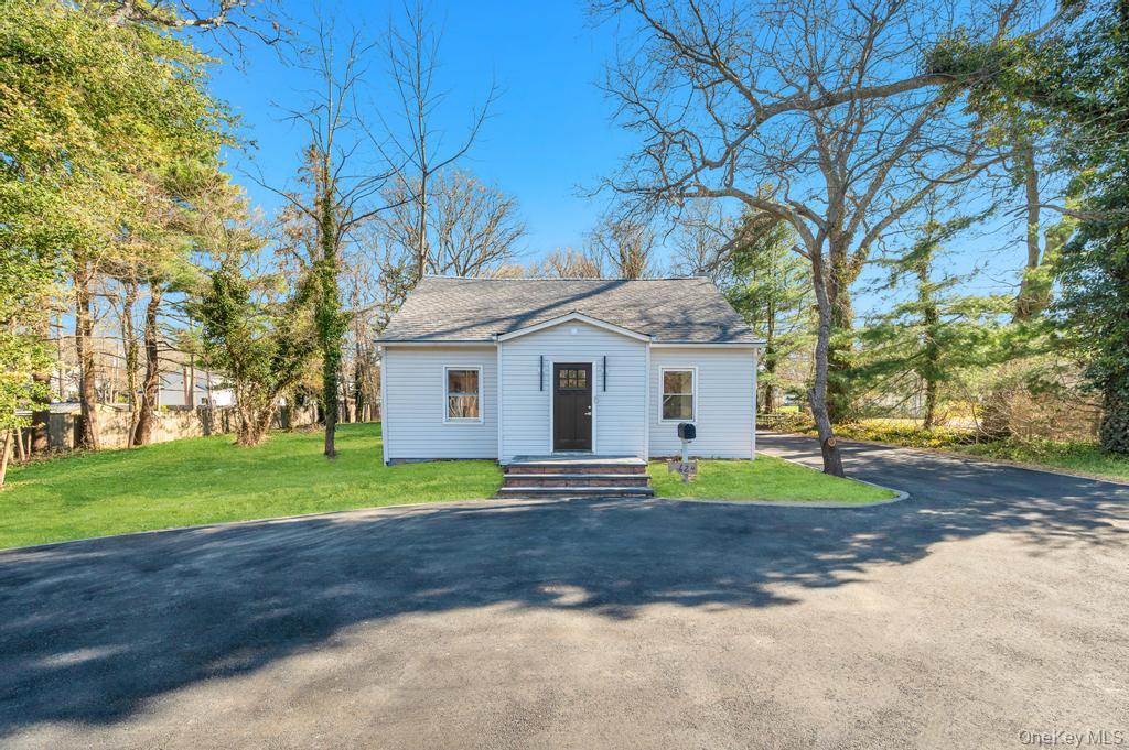 5th image of 624 Townline Rd, Smithtown, NY 11788 | MLS# 1037399