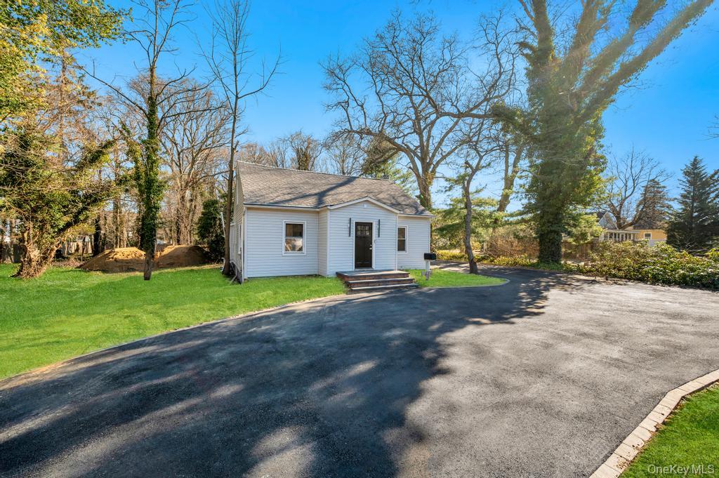 3rd image of 624 Townline Rd, Smithtown, NY 11788 | MLS# 1037399