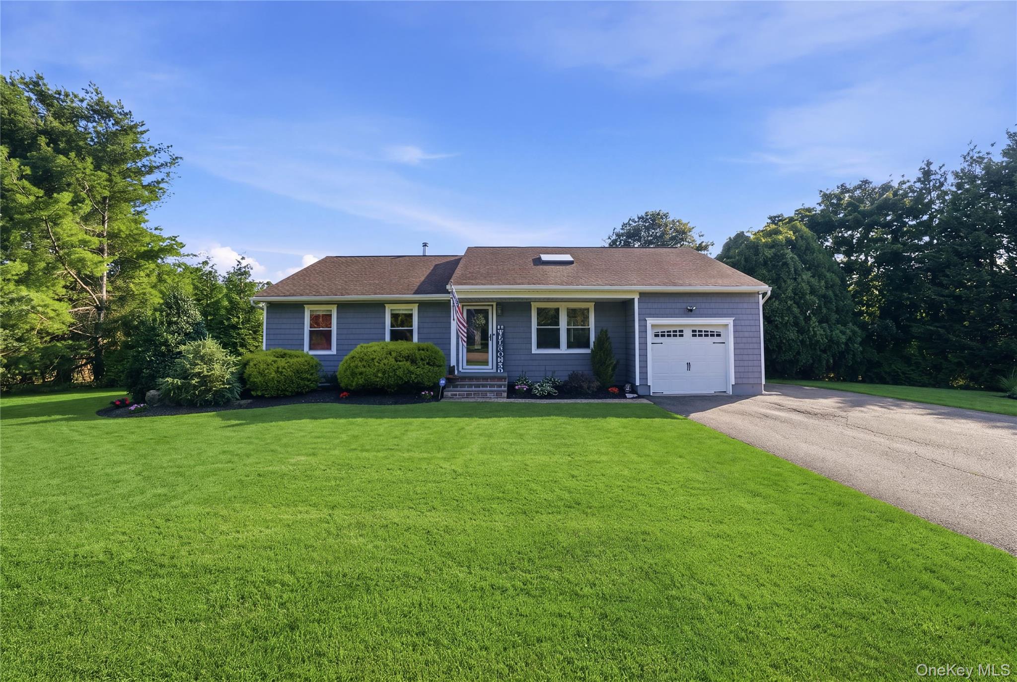 1st image of 71 Triangle Ln, Riverhead, NY 11933 | MLS# 1037404