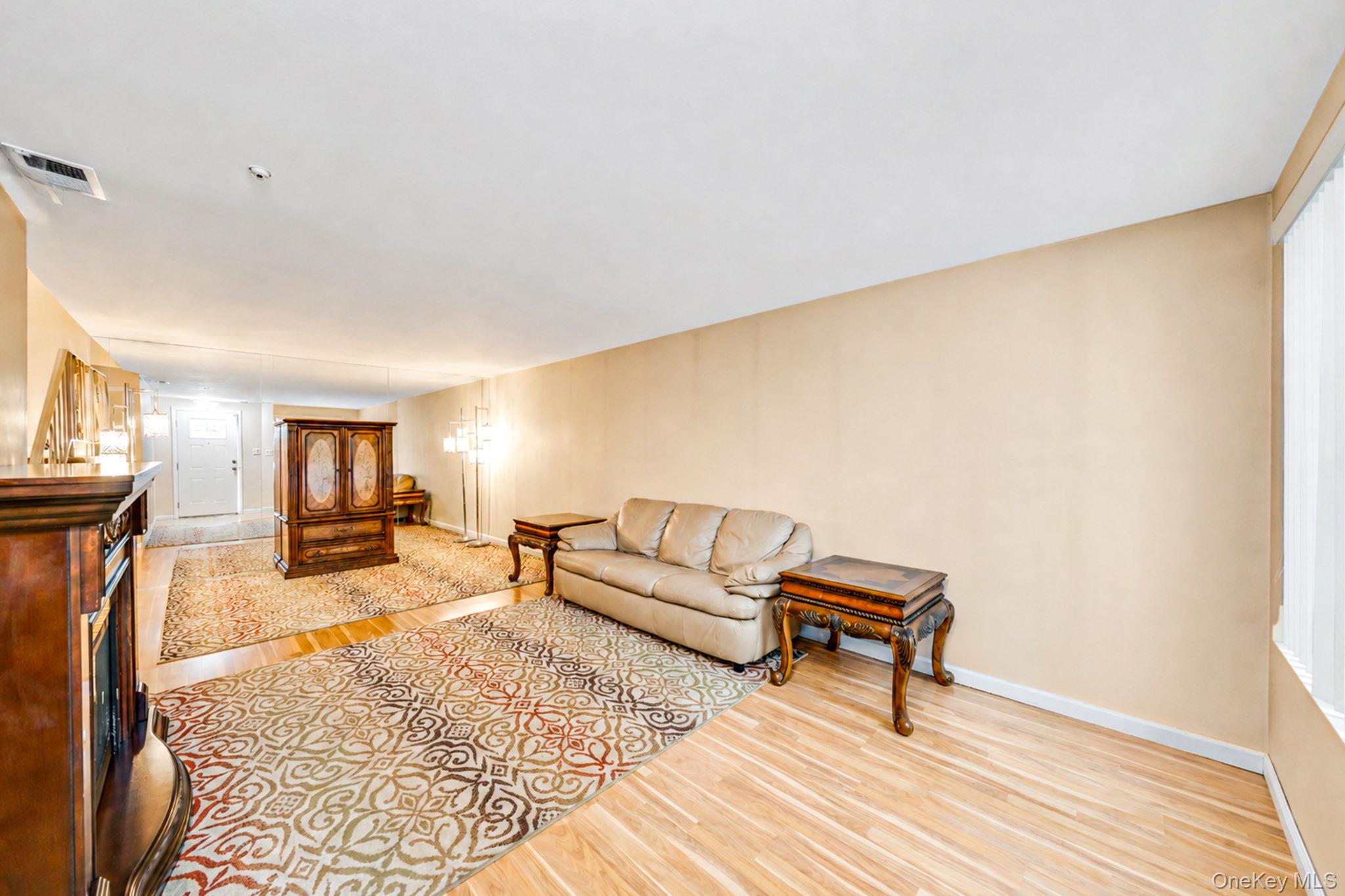 5th image of 401 Birchwood Rd, Brookhaven, NY 11763 | MLS# 1037406