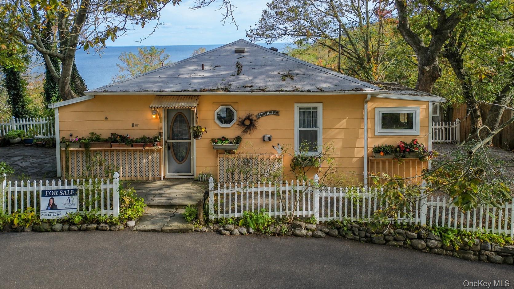 3rd image of 10 Acorn Path, Riverhead, NY 11933 | MLS# 1037418