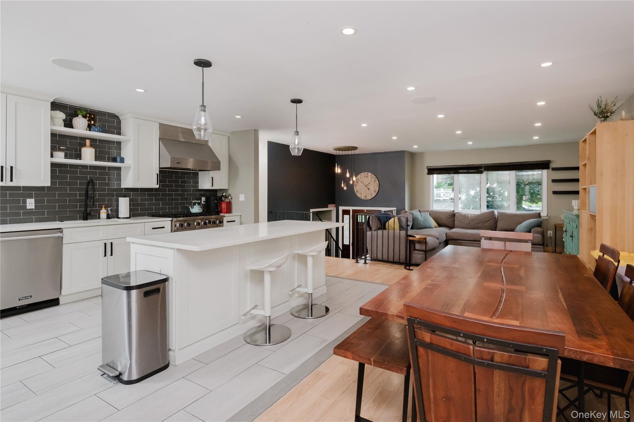 3rd image of 148 Newport Rd, Yonkers, NY 10710 | MLS# 1037436