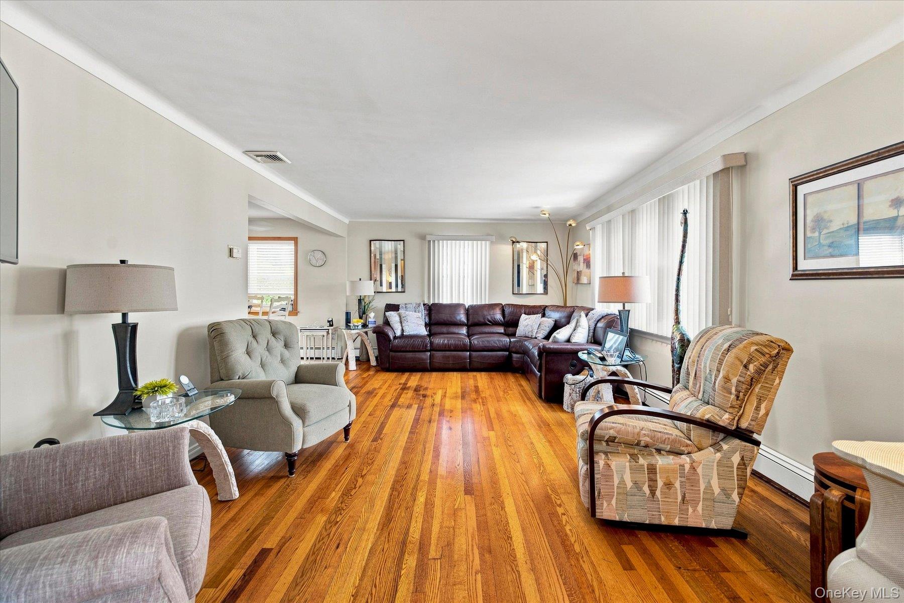 4th image of 39 Vinton St, Long Beach, NY 11561 | MLS# 1037461